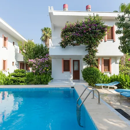 Resort Flower Apart